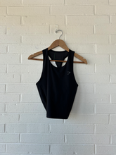 Load image into Gallery viewer, Gym Shark Athletic Top Size Small
