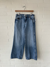 Load image into Gallery viewer, Pac Sun Denim Size Small
