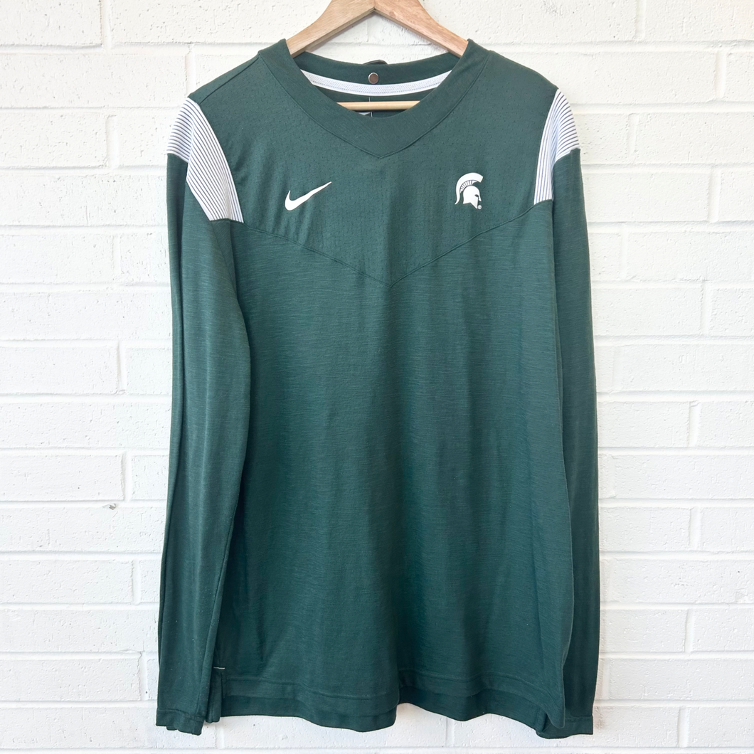 Nike Dri Fit Athletic Top Size Extra Large