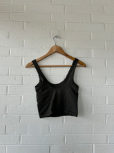 Load image into Gallery viewer, Gym Shark Athletic Top Size Extra Small
