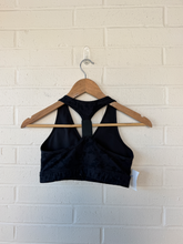 Load image into Gallery viewer, Alphalete Sports Bra Size Small

