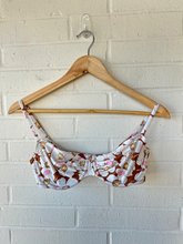 Load image into Gallery viewer, Aerie Womens Swimwear Size Medium
