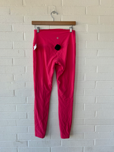 Load image into Gallery viewer, Lulu Lemon Athletic Pants Size Medium
