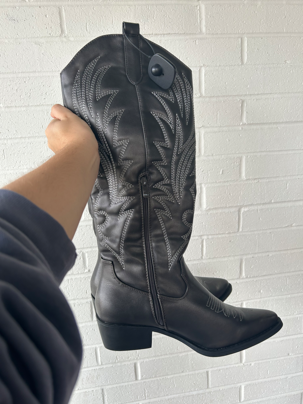Boots Womens 10