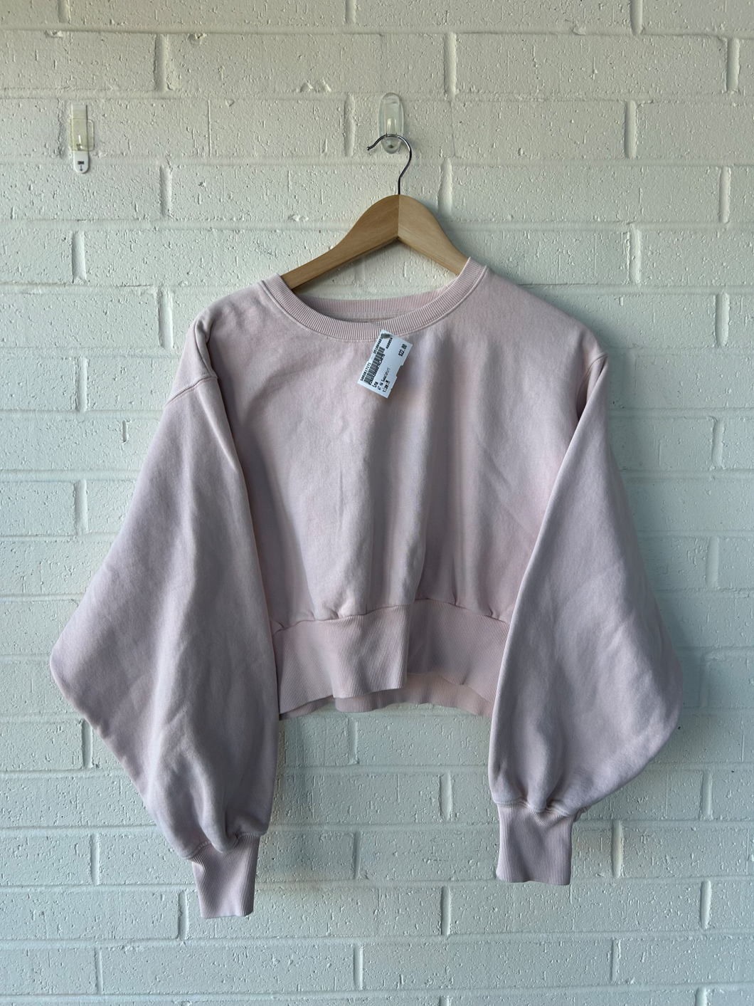 Tna Sweatshirt Size Medium