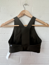 Load image into Gallery viewer, Lulu Lemon Sports Bra Size Small
