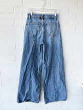 Load image into Gallery viewer, Denim Size 1 (25)
