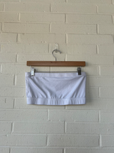 Load image into Gallery viewer, Tank Top Size Small
