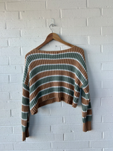 Load image into Gallery viewer, American Eagle Sweater Size Extra Small

