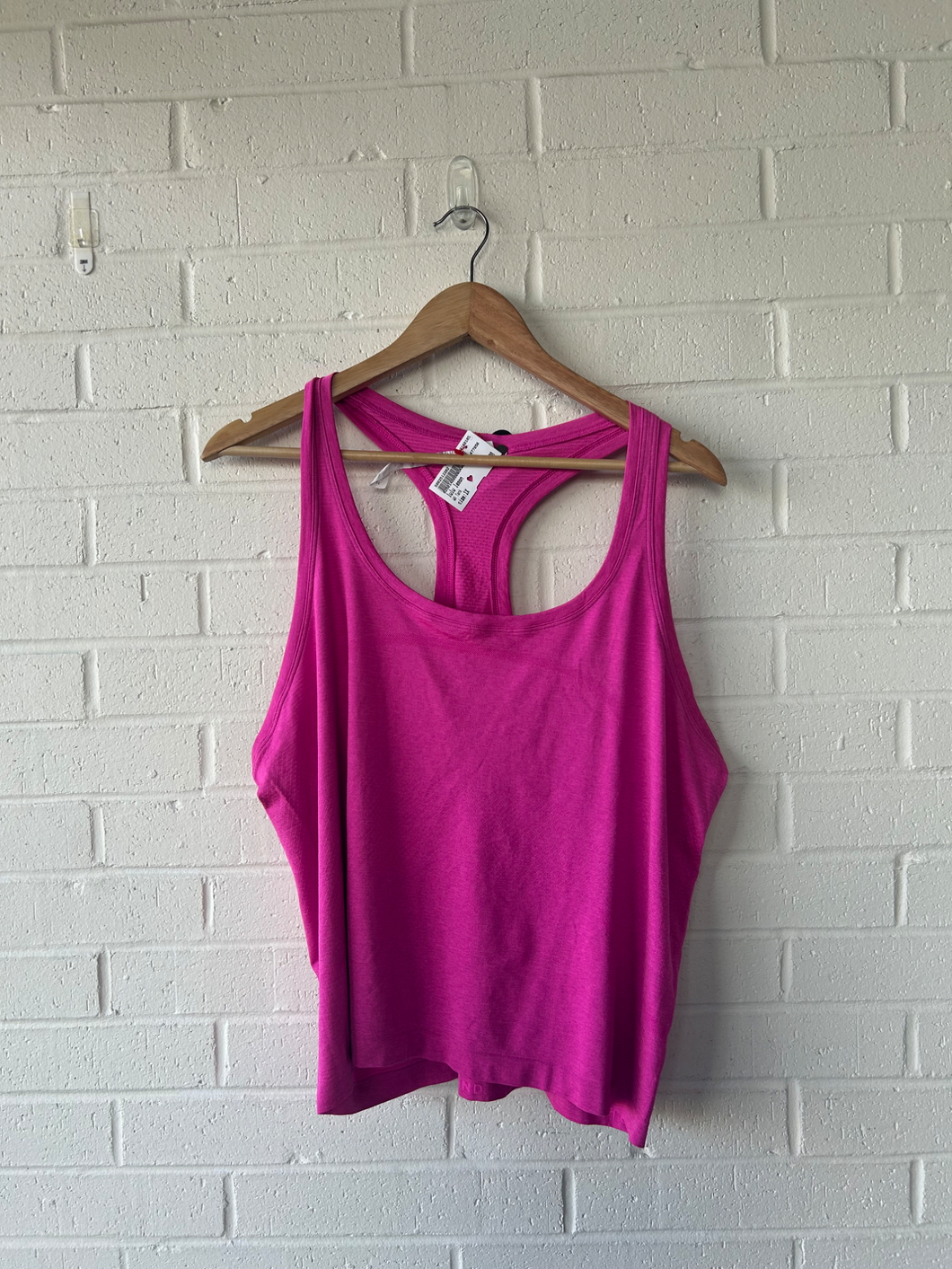 Lulu Lemon Athletic Top 1X Large
