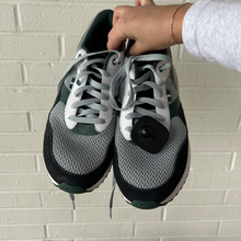 Load image into Gallery viewer, Nike Max Mens Athletic Shoes Mens 9.5

