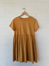 Load image into Gallery viewer, Urban Outfitters ( U ) Dress Size Medium
