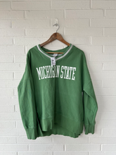 Load image into Gallery viewer, Champion Sweatshirt Size Medium
