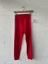 Load image into Gallery viewer, Athletic Pants Size Small
