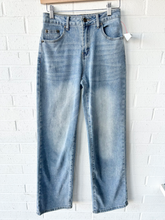 Load image into Gallery viewer, Edikted Denim Size Small
