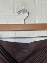 Load image into Gallery viewer, Skims Athletic Shorts Size Medium
