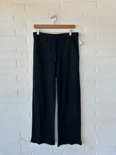Load image into Gallery viewer, Tna Pants Size Medium

