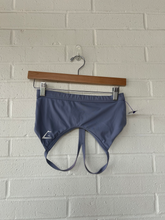 Load image into Gallery viewer, Gym Shark Sports Bra Size Small
