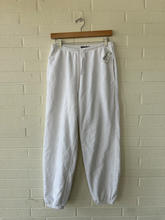 Load image into Gallery viewer, Brandy Melville Pants Size Small
