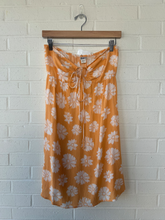Load image into Gallery viewer, Billabong Dress Size Medium
