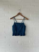 Load image into Gallery viewer, American Eagle Tank Top Size Small
