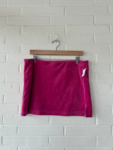 Load image into Gallery viewer, Juicy Couture Short Skirt Size Large
