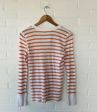 Load image into Gallery viewer, Aerie Long Sleeve Top Size Medium
