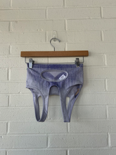 Load image into Gallery viewer, Gym Shark Sports Bra Size Small
