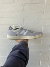 Load image into Gallery viewer, New Balance Casual Shoes Womens 7
