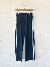 Load image into Gallery viewer, John Galt Pants Size Small
