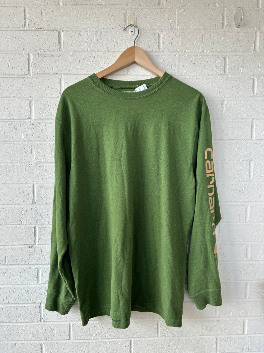 Carhartt Long Sleeve Top Size Medium