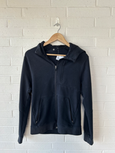 Load image into Gallery viewer, Lulu Lemon Sweatshirt Size Small
