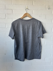 Nike Athletic Top Size Large