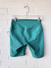 Load image into Gallery viewer, Alo Athletic Pants Size Medium
