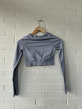Load image into Gallery viewer, Gym Shark Athletic Top Size Medium
