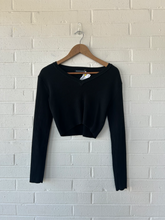 Load image into Gallery viewer, Brandy Melville Sweater Size Small
