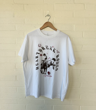 Load image into Gallery viewer, Abercrombie &amp; Fitch T-Shirt Size Large
