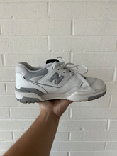 Load image into Gallery viewer, New Balance Casual Shoes Womens 7.5
