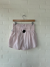 Load image into Gallery viewer, Free People Athletic Shorts Size Large
