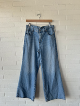 Load image into Gallery viewer, Pac Sun Denim Size 5/6 (28)
