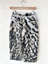 Load image into Gallery viewer, Pants Size Extra Small
