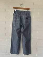 Load image into Gallery viewer, Dickies Pants Size 1/2 (26)
