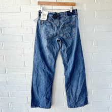 Load image into Gallery viewer, Bdg Denim Size 1/2 (26)
