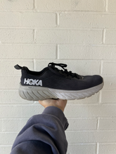 Load image into Gallery viewer, Hoka Womens Athletic Shoes Womens 9
