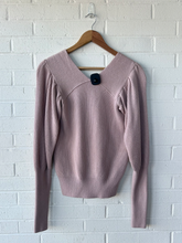 Load image into Gallery viewer, Free People Sweater Size Extra Small
