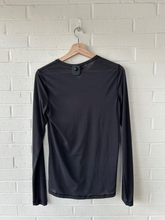 Load image into Gallery viewer, Lulu Lemon Athletic Top Size Medium
