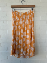 Load image into Gallery viewer, Billabong Dress Size Medium
