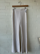 Load image into Gallery viewer, Aerie Pants Size Small
