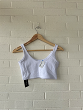 Load image into Gallery viewer, Tank Top Size Small
