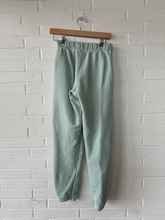 Load image into Gallery viewer, Set Active Pants Size Small
